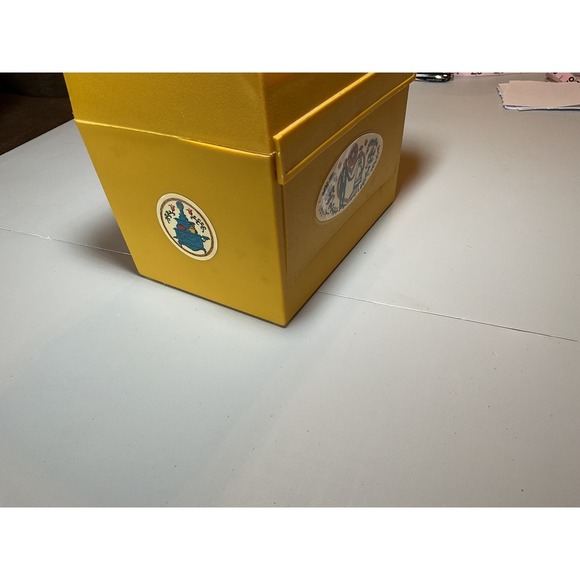 Vintage Kitchen Tested Recipes Recipe Box Card‎ Holder Divider Tabs Yellow - Picture 3 of 8